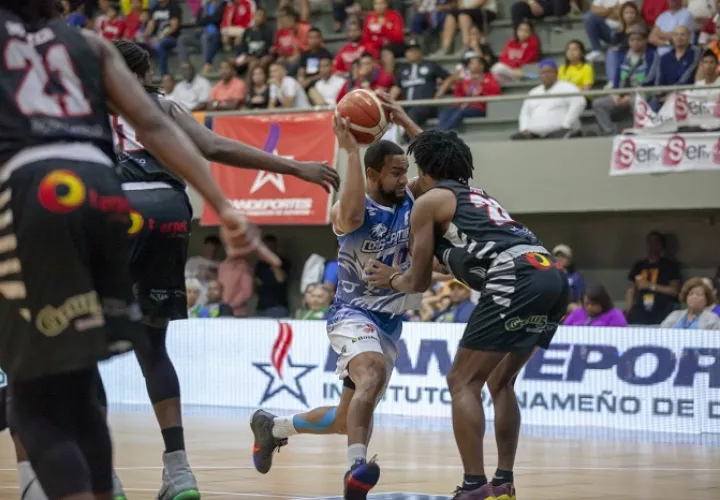 Ramón Ruiz, jugador de los Correcaminos de Colón. / LPB