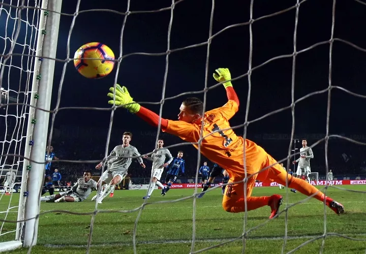 Aquí un golazo de Duván Zapata./ Foto AP